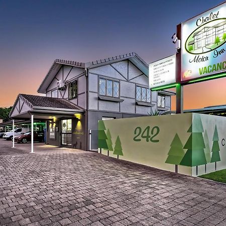 Chalet Motor Inn Бандаберг Экстерьер фото